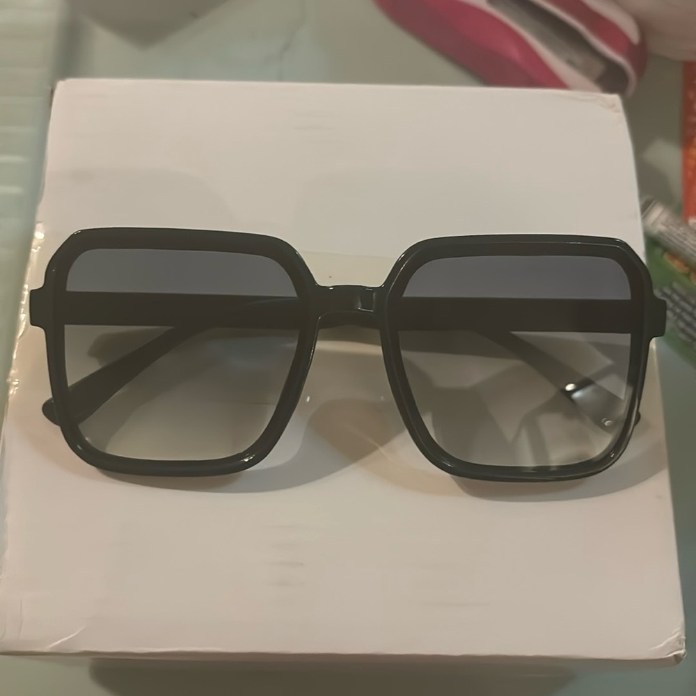 Black fashion sunglasses